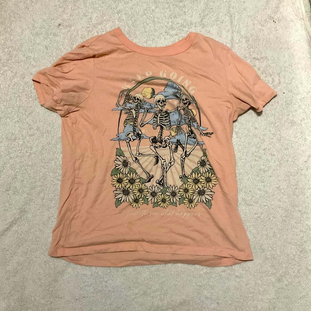 Zoe+Liv, coral-colored graphic tee.